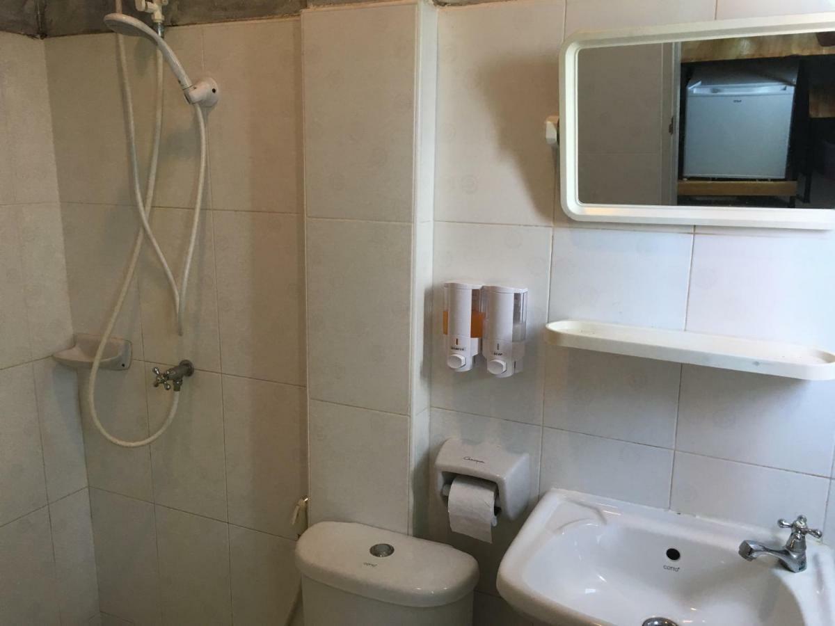 Innkhun House Urt Suratthani Airport Szuratthani Kültér fotó