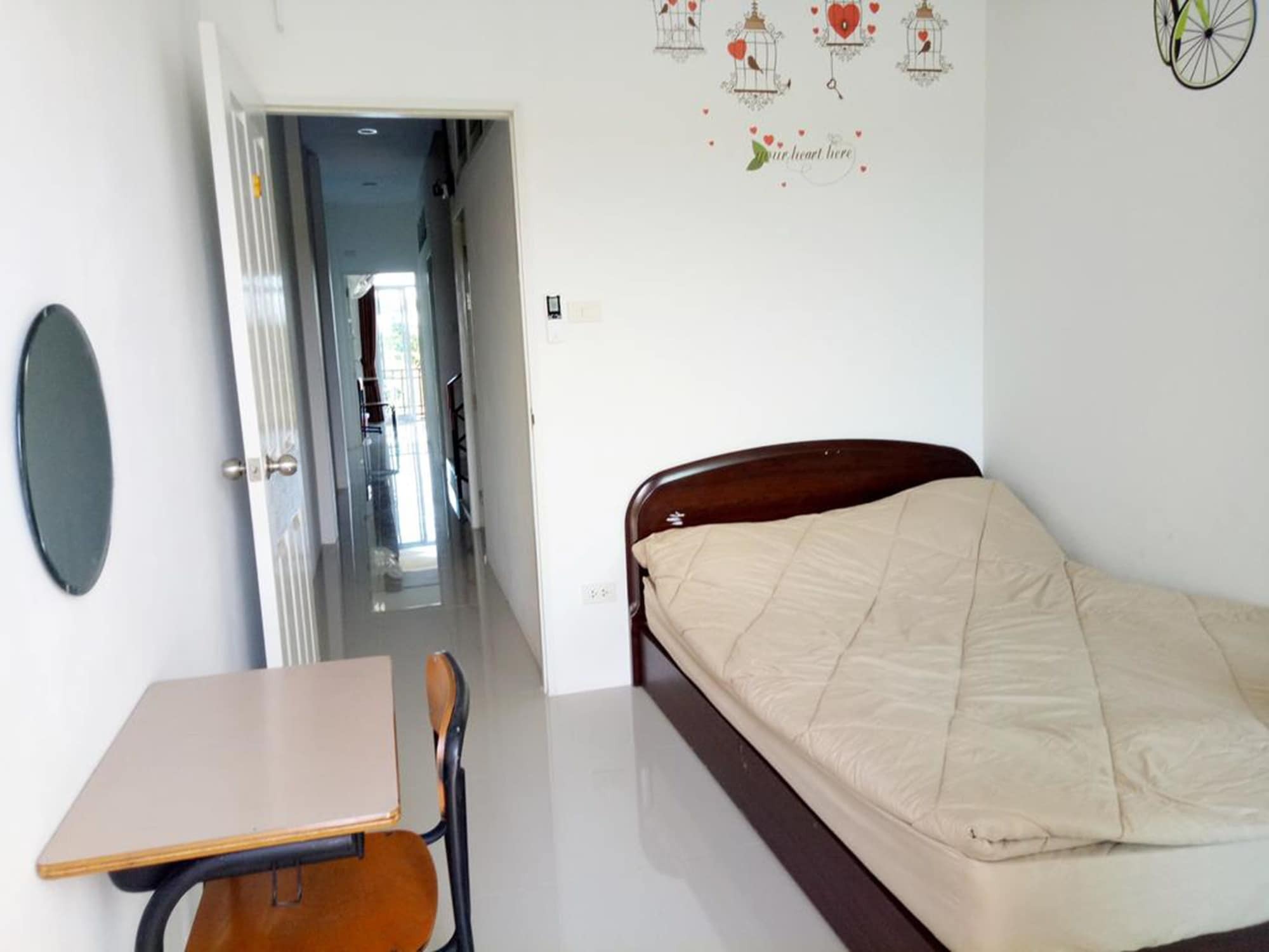 Innkhun House Urt Suratthani Airport Szuratthani Kültér fotó